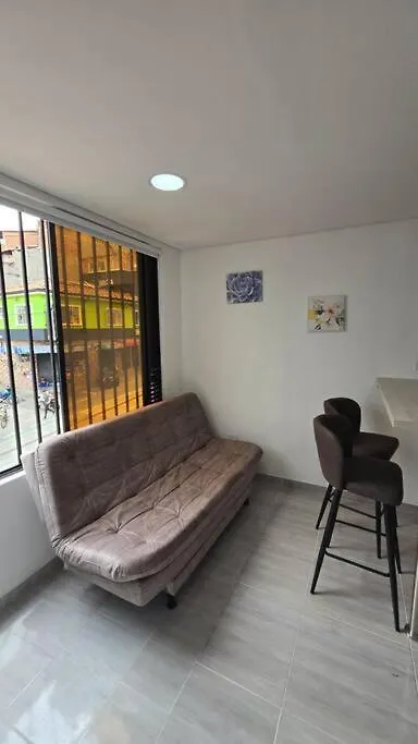 מדיין Bicentenario 205 0*,